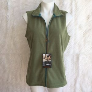 Orvis green zipper vest NWT Size M